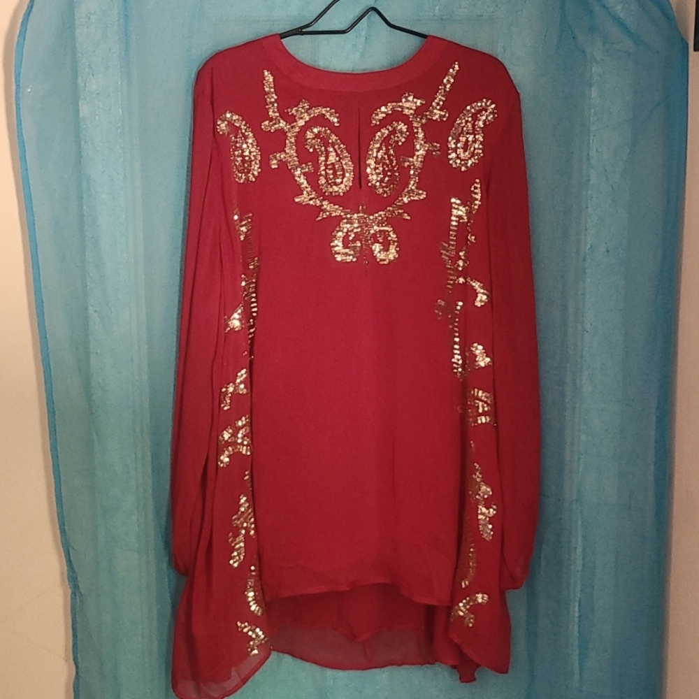 ROAMN 26X Red blouse w/ gold sequins